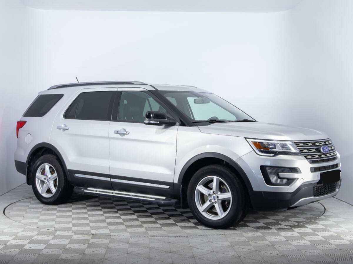 Ford Explorer с пробегом — 2017 год. Фото: #2