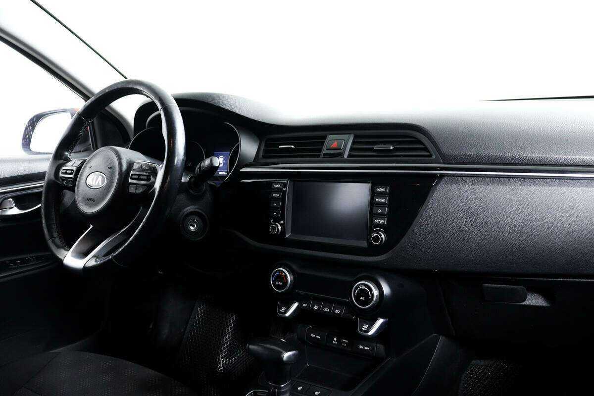 Kia Rio с пробегом — 2018 год. Фото: #8