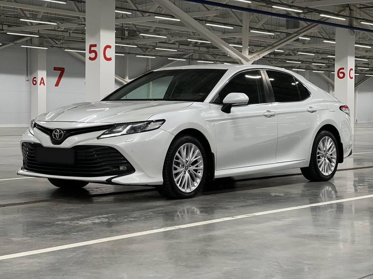 Toyota Camry с пробегом — 2021 год. Посмотреть фото