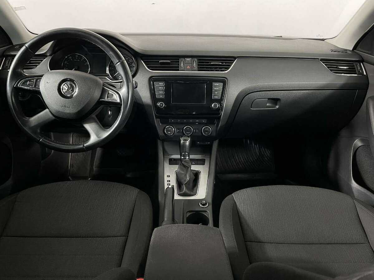 Skoda Octavia с пробегом — 2014 год. Фото: #6
