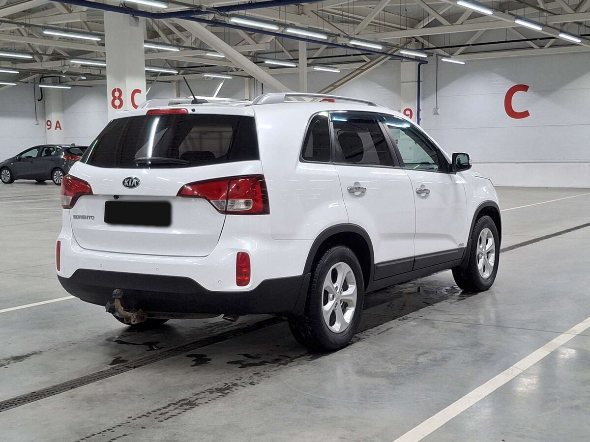 Kia Sorento с пробегом — 2017 год. Фото: #4