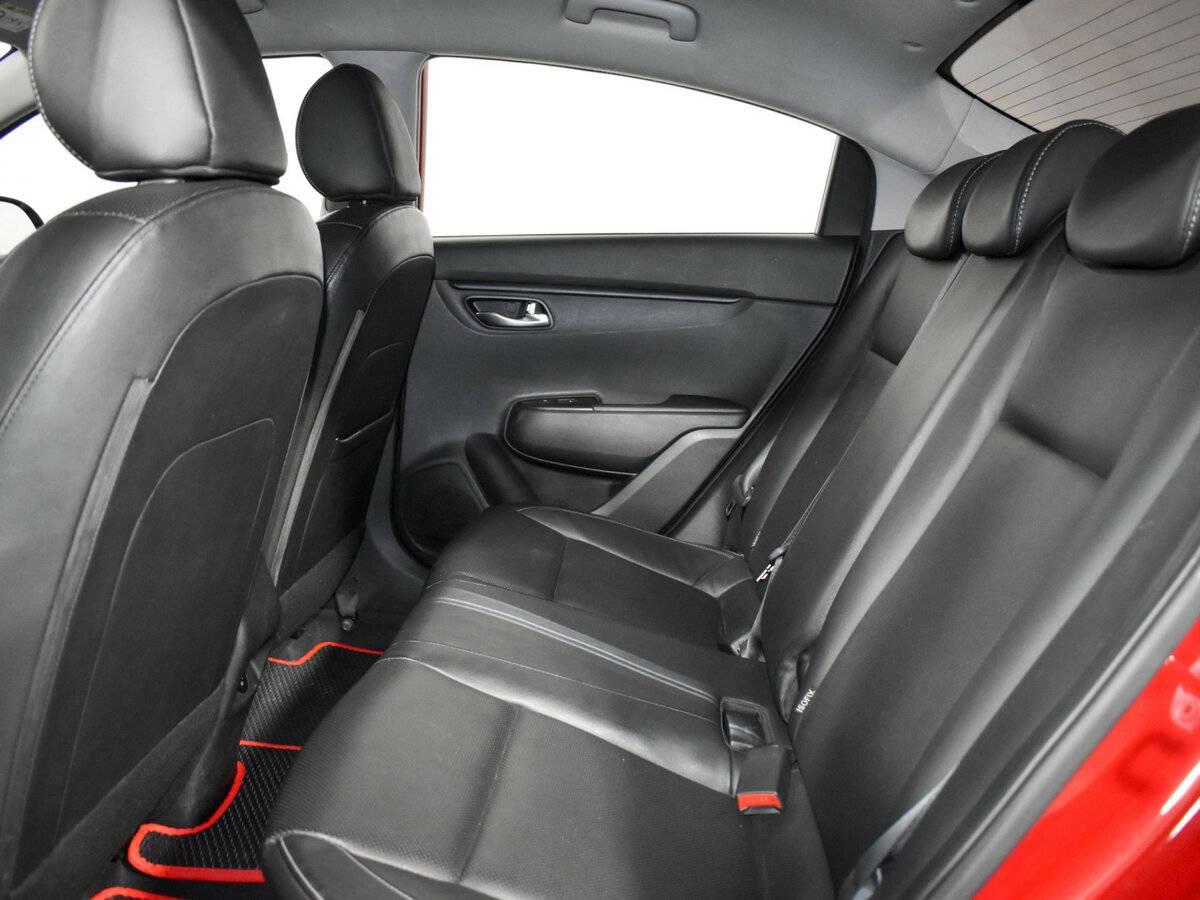 Kia Rio с пробегом — 2020 год. Фото: #10