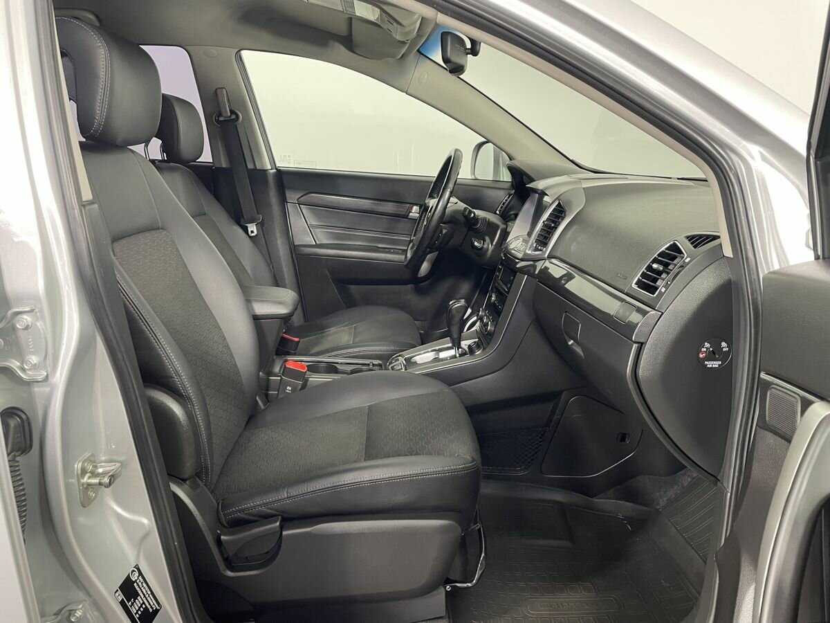Chevrolet Captiva с пробегом — 2014 год. Фото: #13