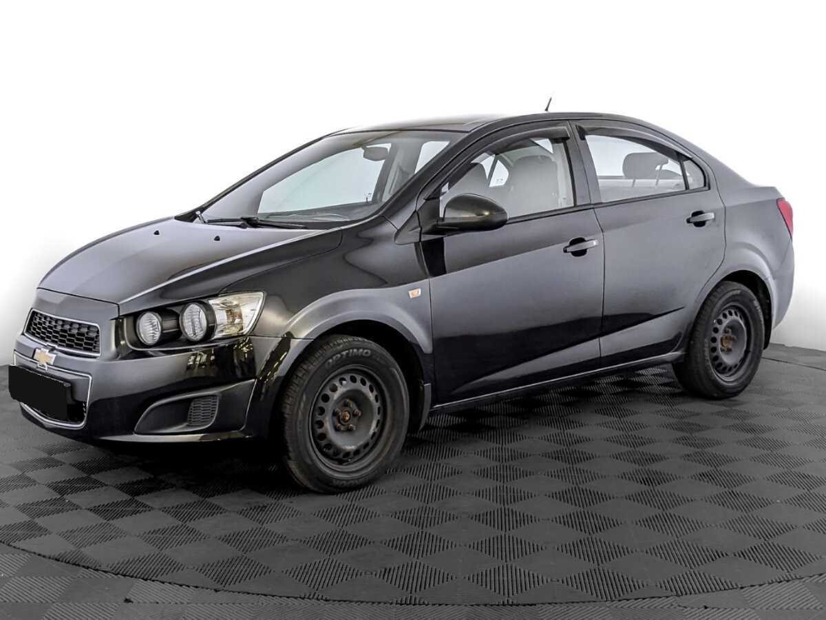 Chevrolet Aveo с пробегом — 2014 год. Фото: #0