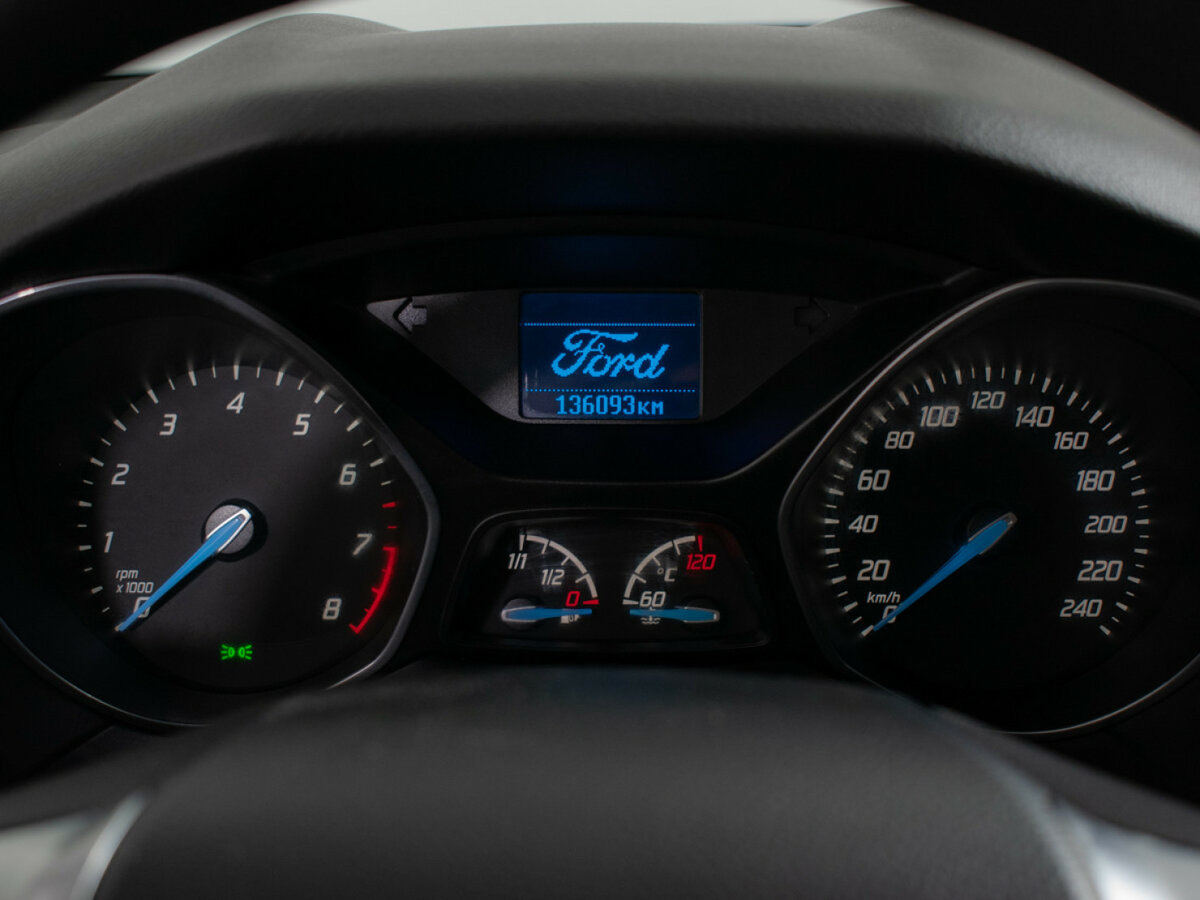 Ford Focus с пробегом — 2014 год. Фото: #11