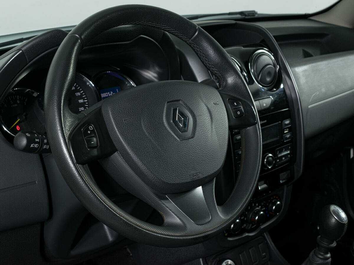 Renault Duster с пробегом — 2017 год. Фото: #14