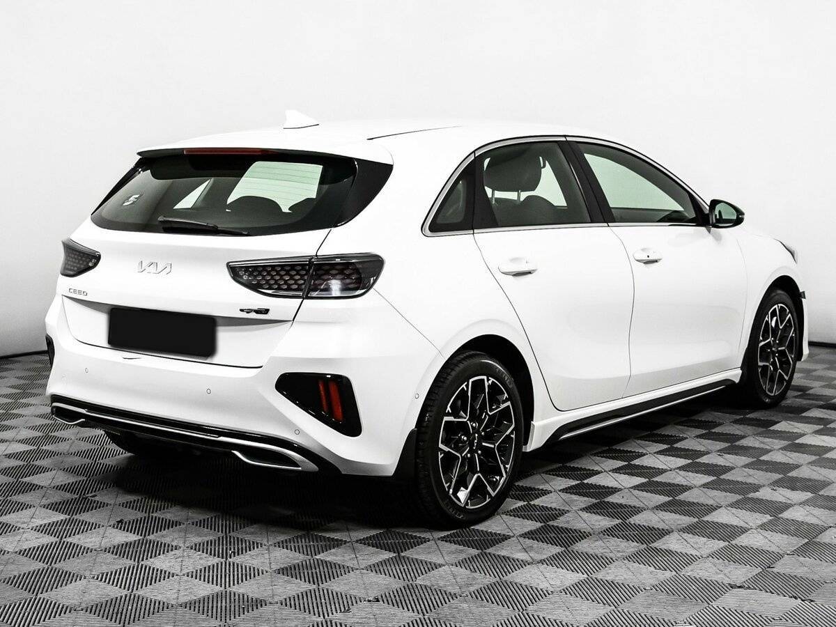 Kia Ceed с пробегом — 2022 год. Фото: #4