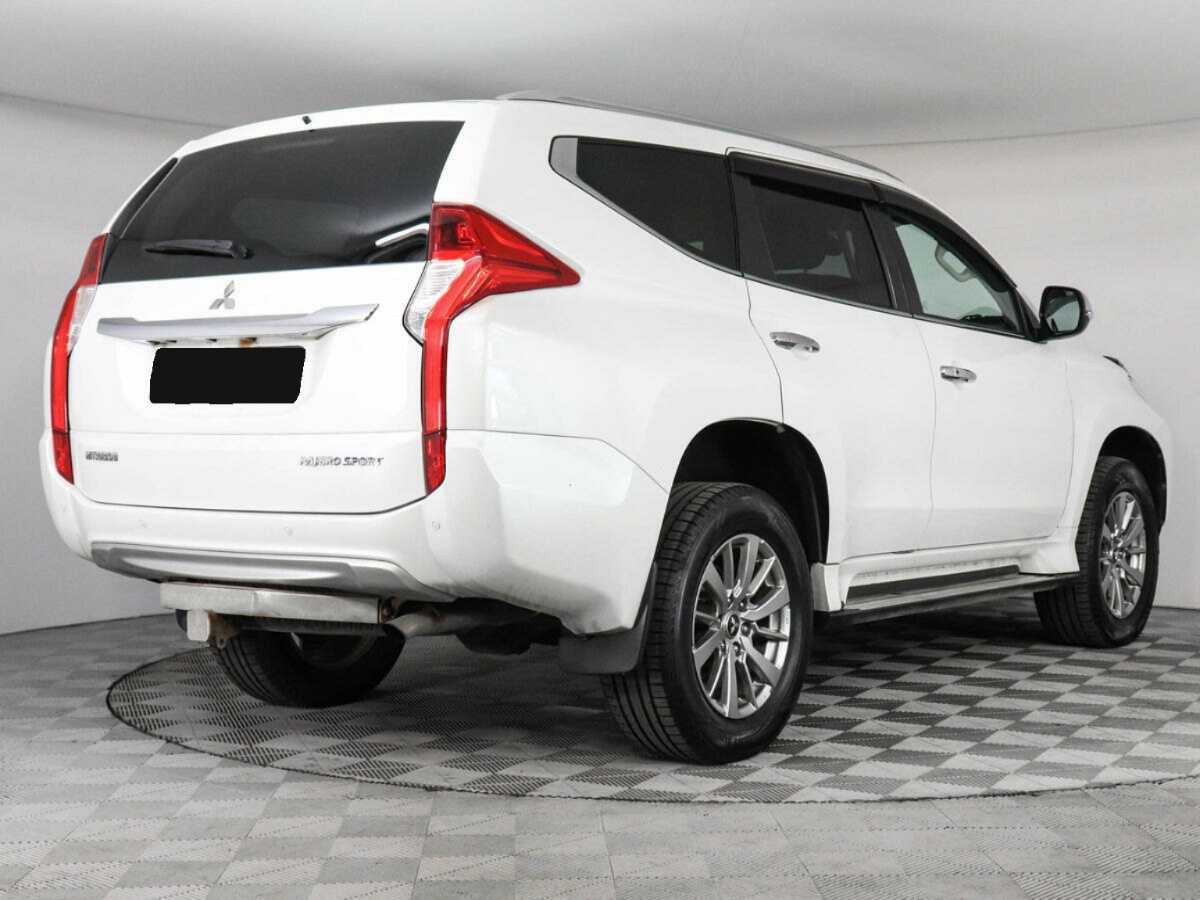 Mitsubishi Pajero Sport с пробегом — 2018 год. Фото: #4