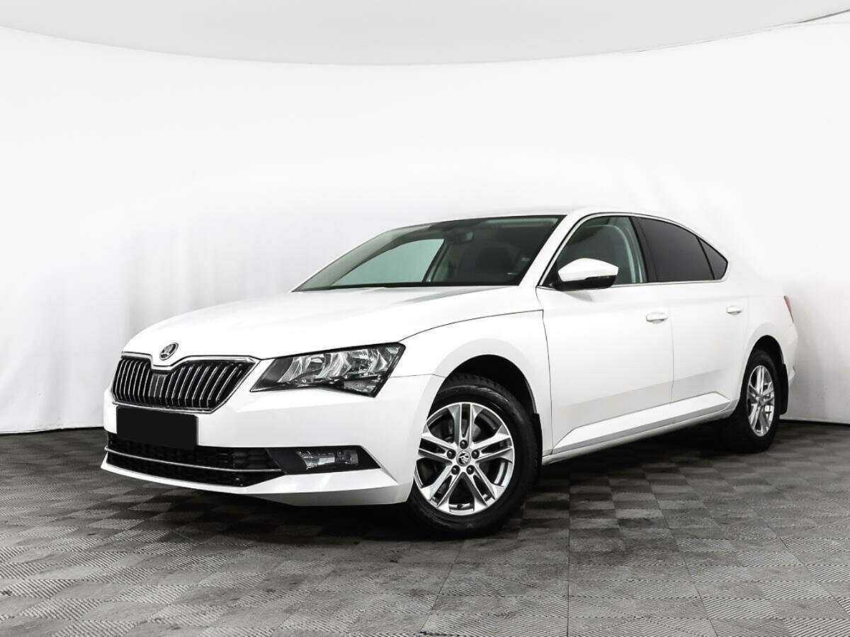 Skoda Superb с пробегом — 2016 год. Фото: #0