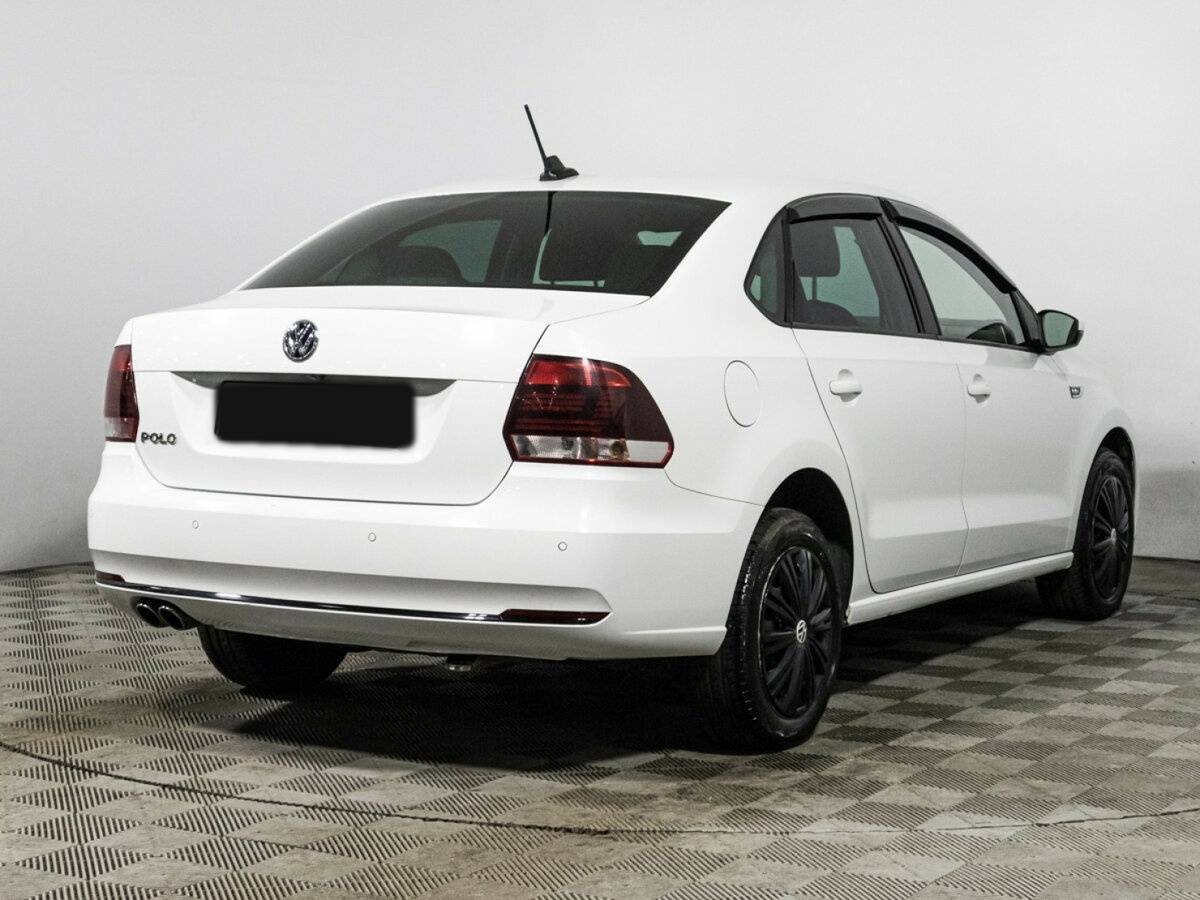 Volkswagen Polo с пробегом — 2018 год. Фото: #4