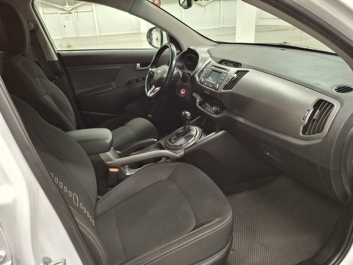Kia Sportage с пробегом — 2014 год. Фото: #10