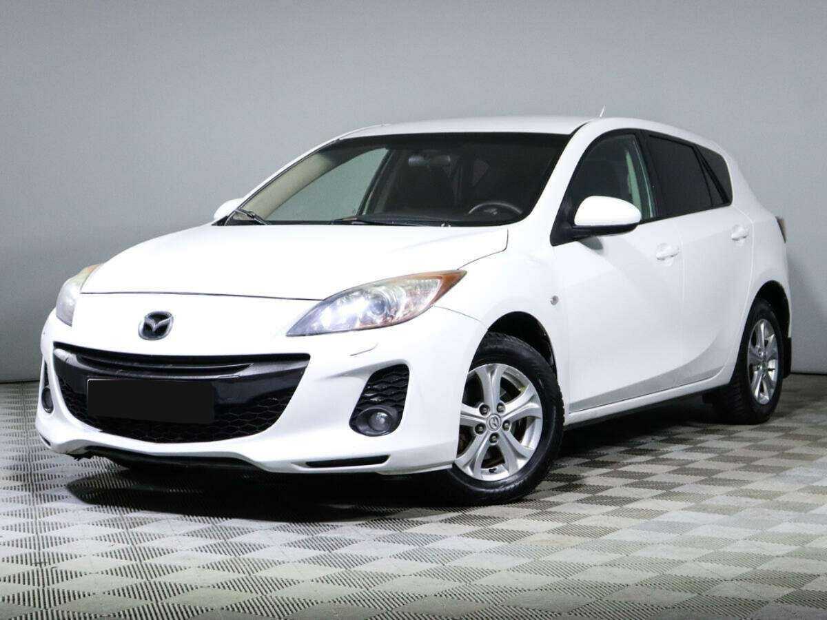 Mazda 3 с пробегом — 2012 год. Фото: #0