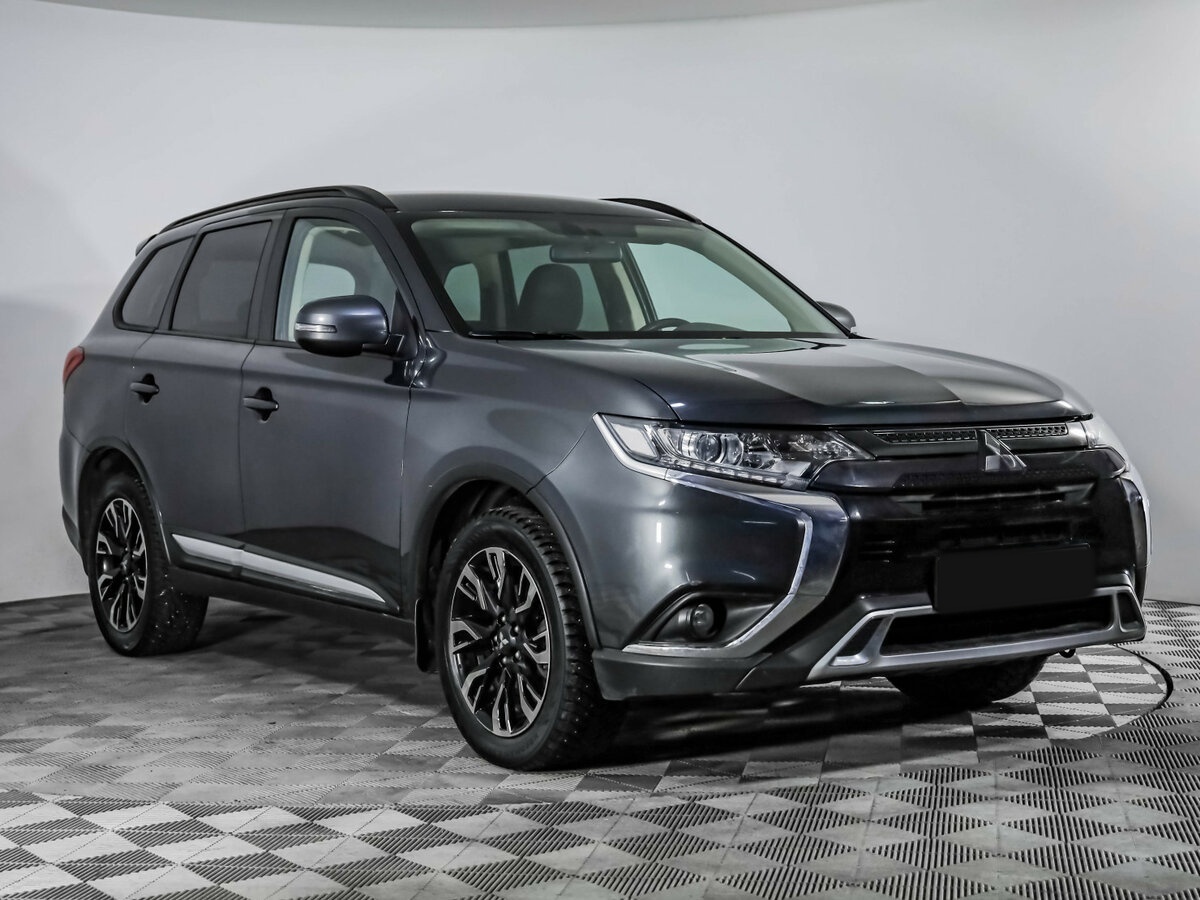 Mitsubishi Outlander с пробегом — 2021 год. Фото: #2