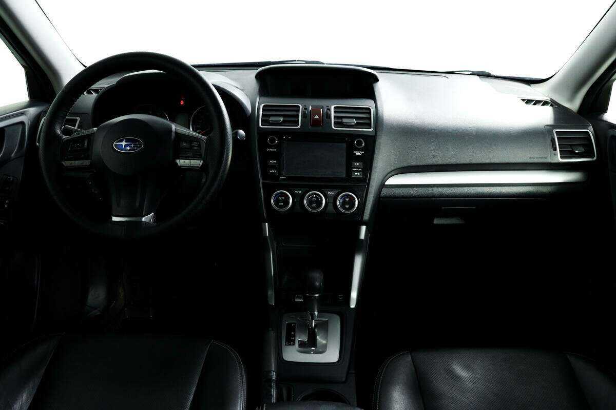 Subaru Forester с пробегом — 2015 год. Фото: #10