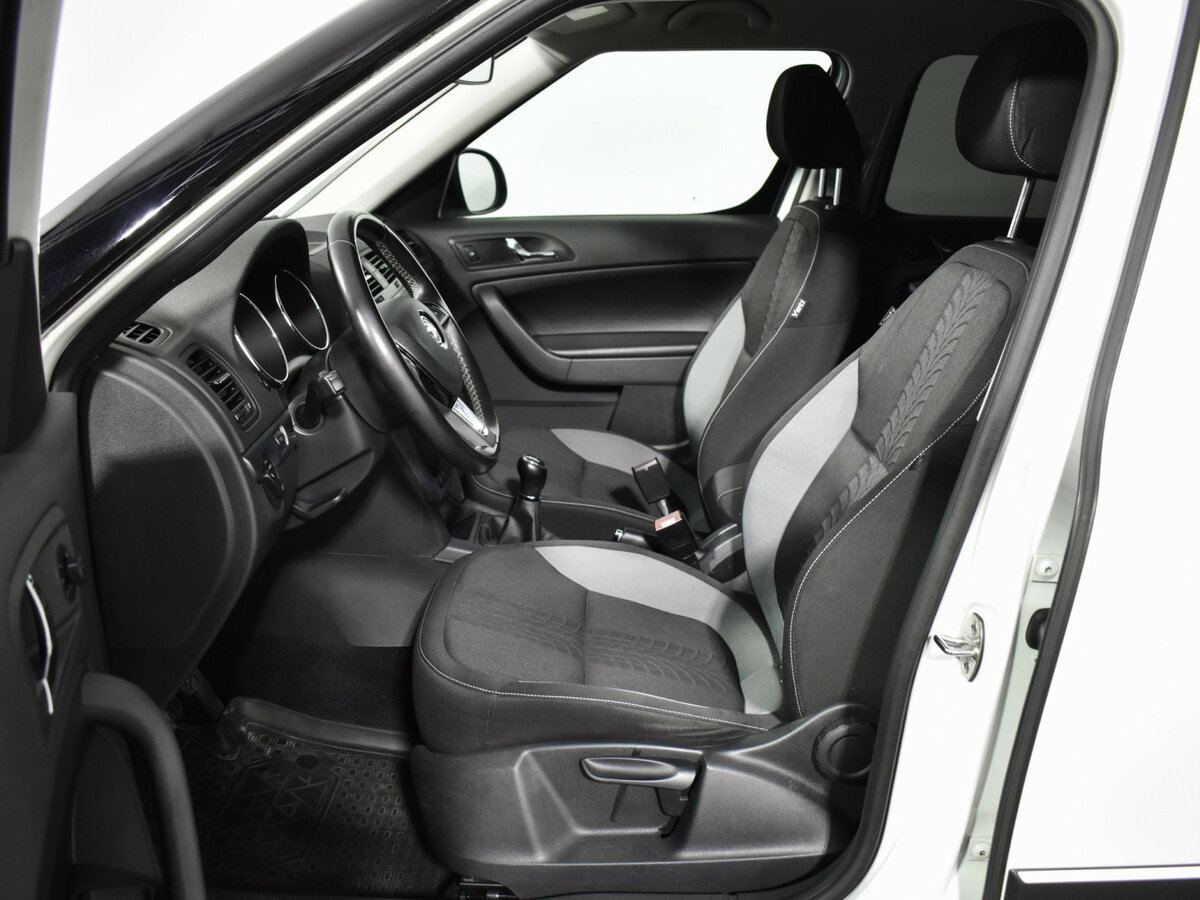 Skoda Yeti с пробегом — 2017 год. Фото: #9