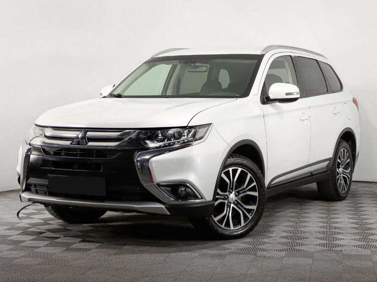 Mitsubishi Outlander с пробегом — 2017 год. Посмотреть фото