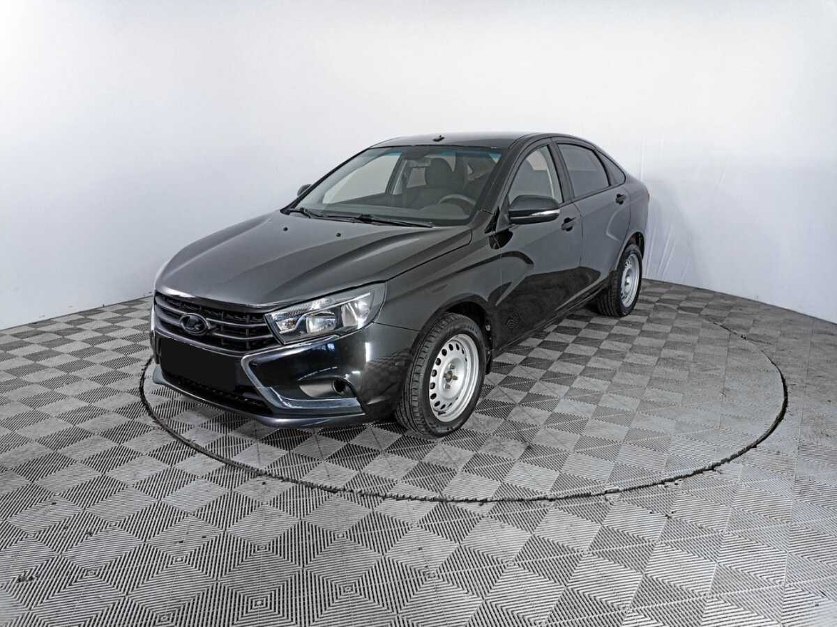 Lada (ВАЗ) Vesta с пробегом — 2017 год. Посмотреть фото
