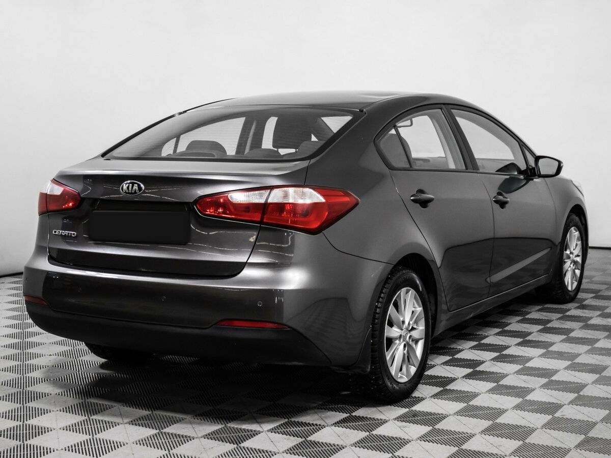 Kia Cerato с пробегом — 2016 год. Фото: #4