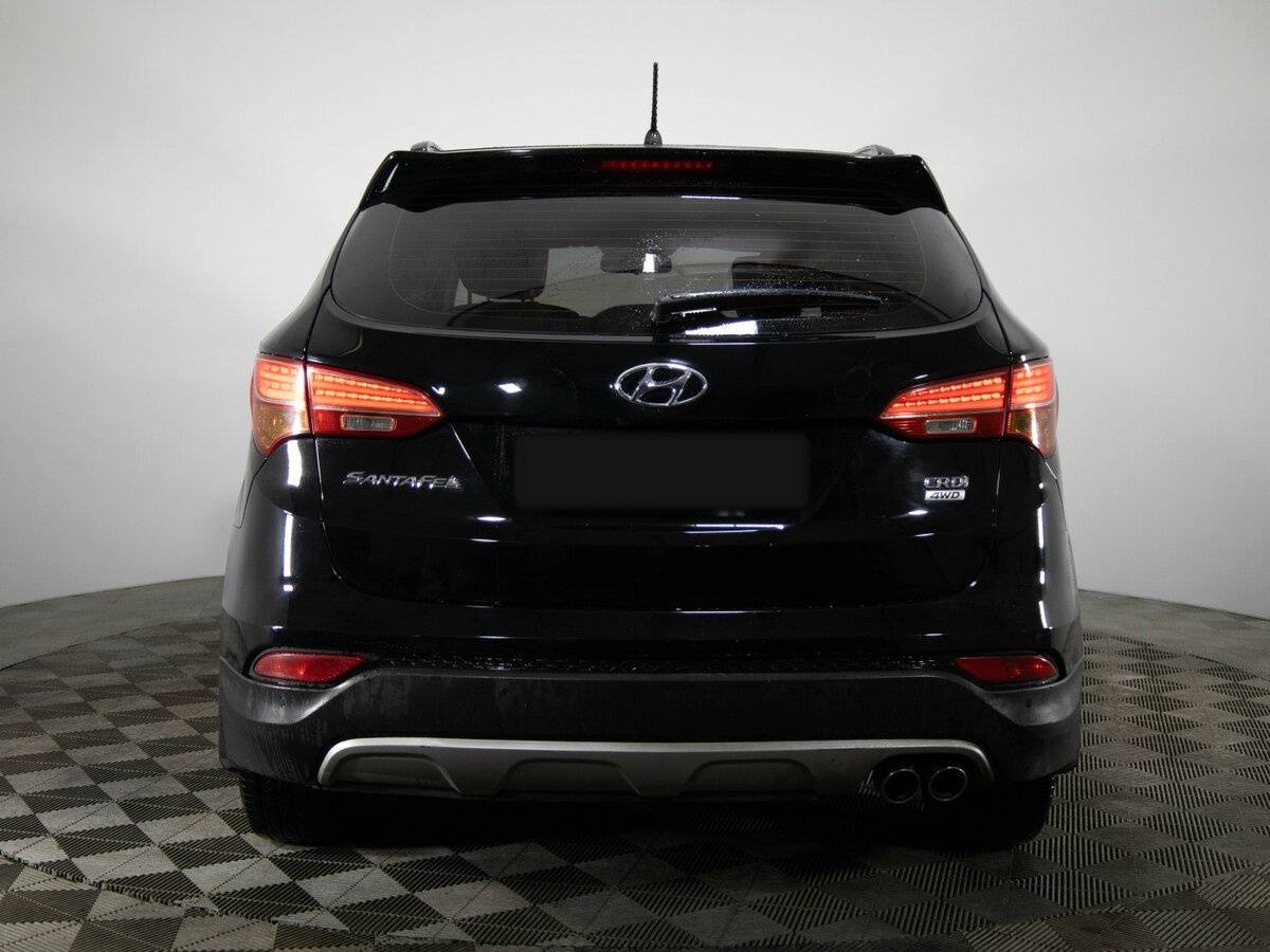 Hyundai Santa Fe с пробегом — 2014 год. Фото: #4