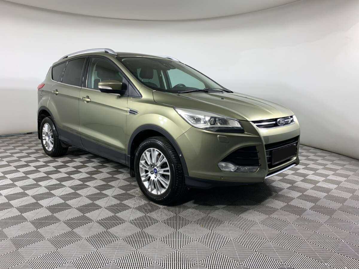 Ford Kuga с пробегом — 2014 год. Фото: #2