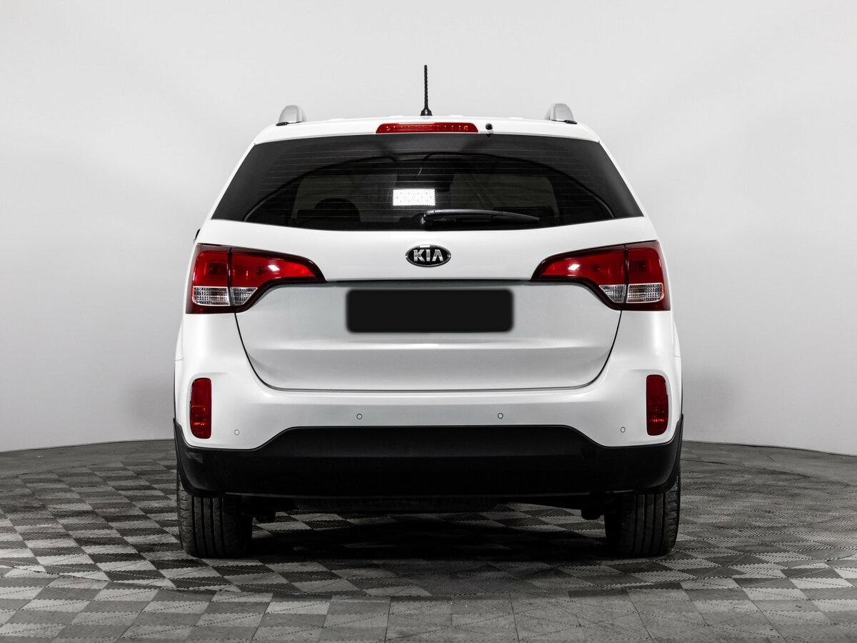 Kia Sorento с пробегом — 2013 год. Фото: #4