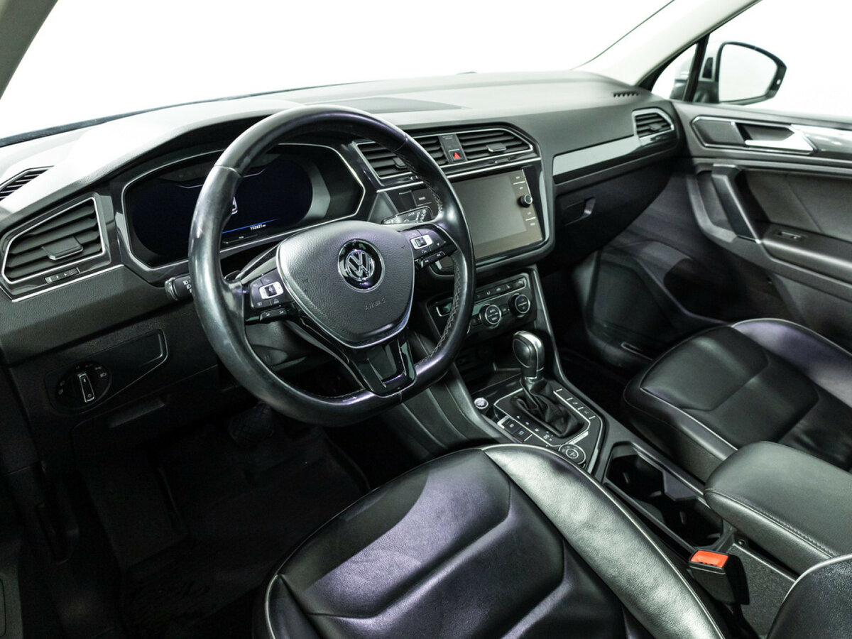 Volkswagen Tiguan с пробегом — 2018 год. Фото: #8