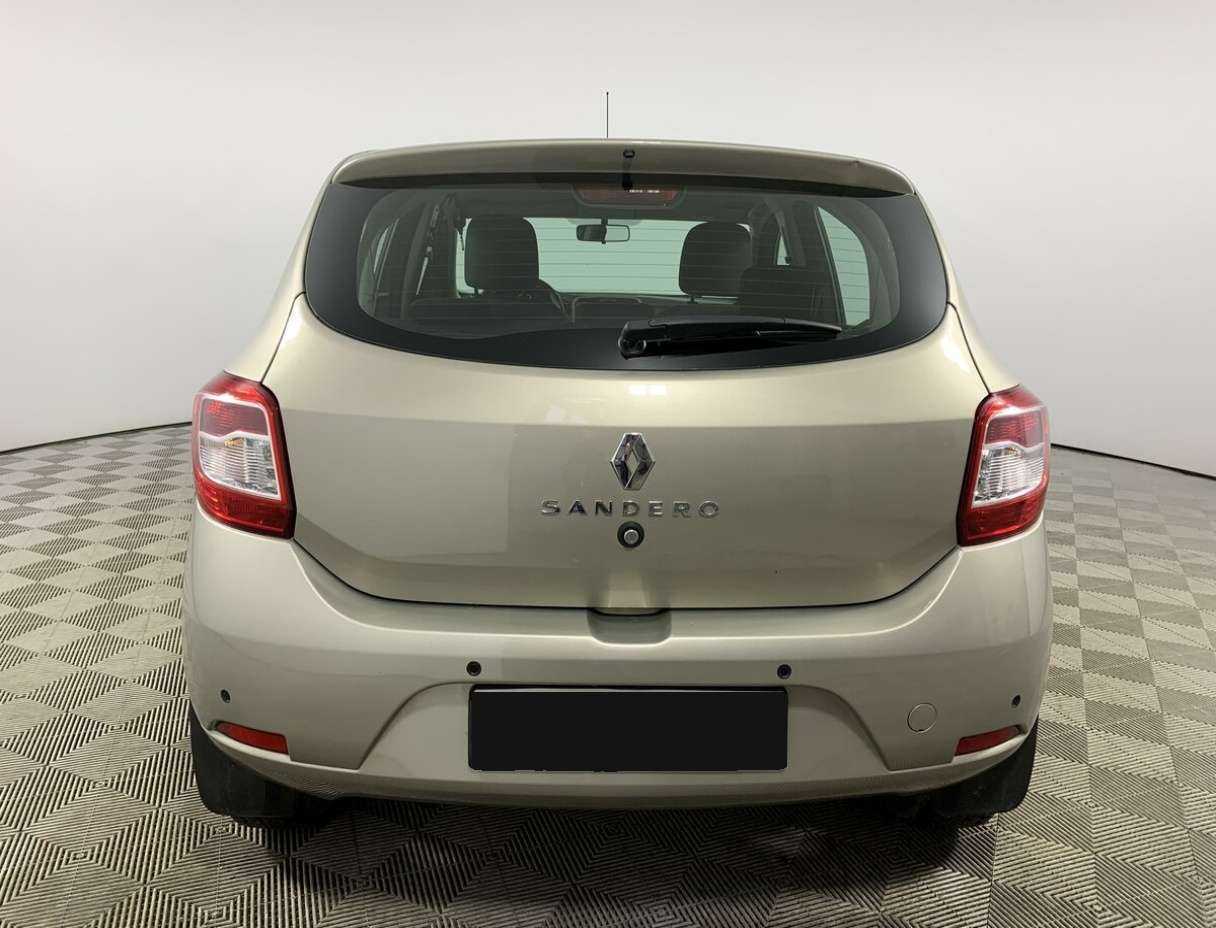 Renault Sandero с пробегом — 2019 год. Фото: #5