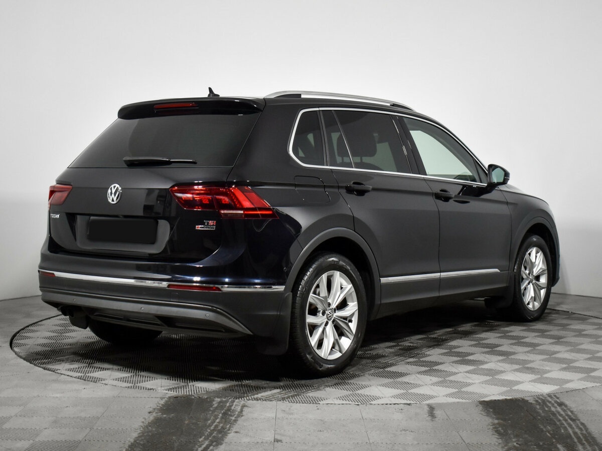 Volkswagen Tiguan с пробегом — 2017 год. Фото: #3