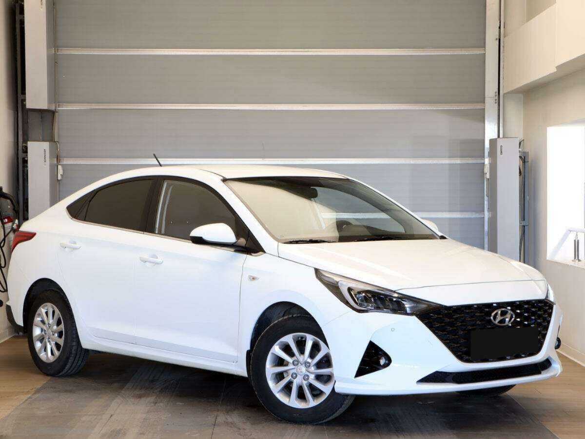 Hyundai Solaris с пробегом — 2020 год. Фото: #2