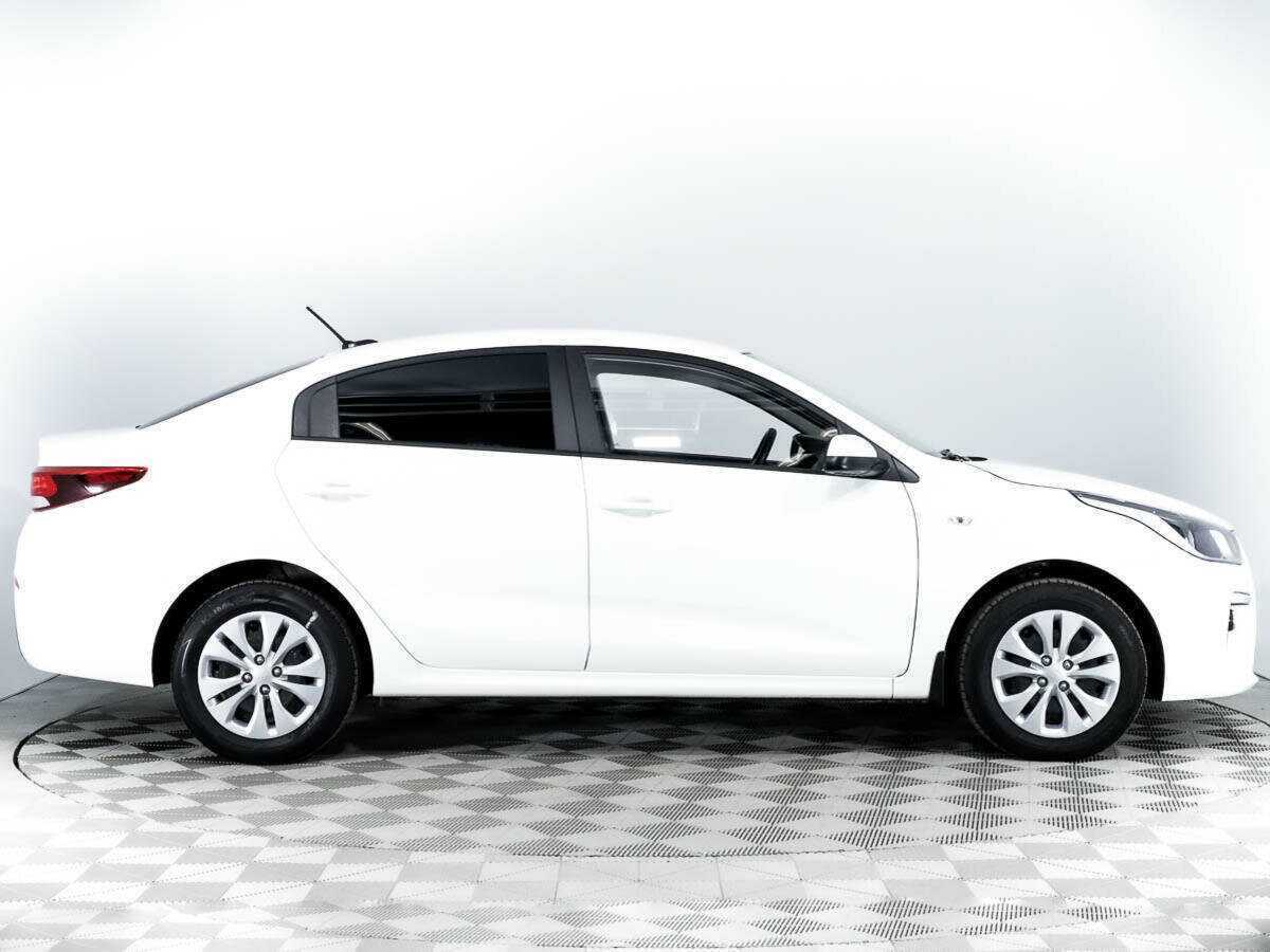 Kia Rio с пробегом — 2020 год. Фото: #3
