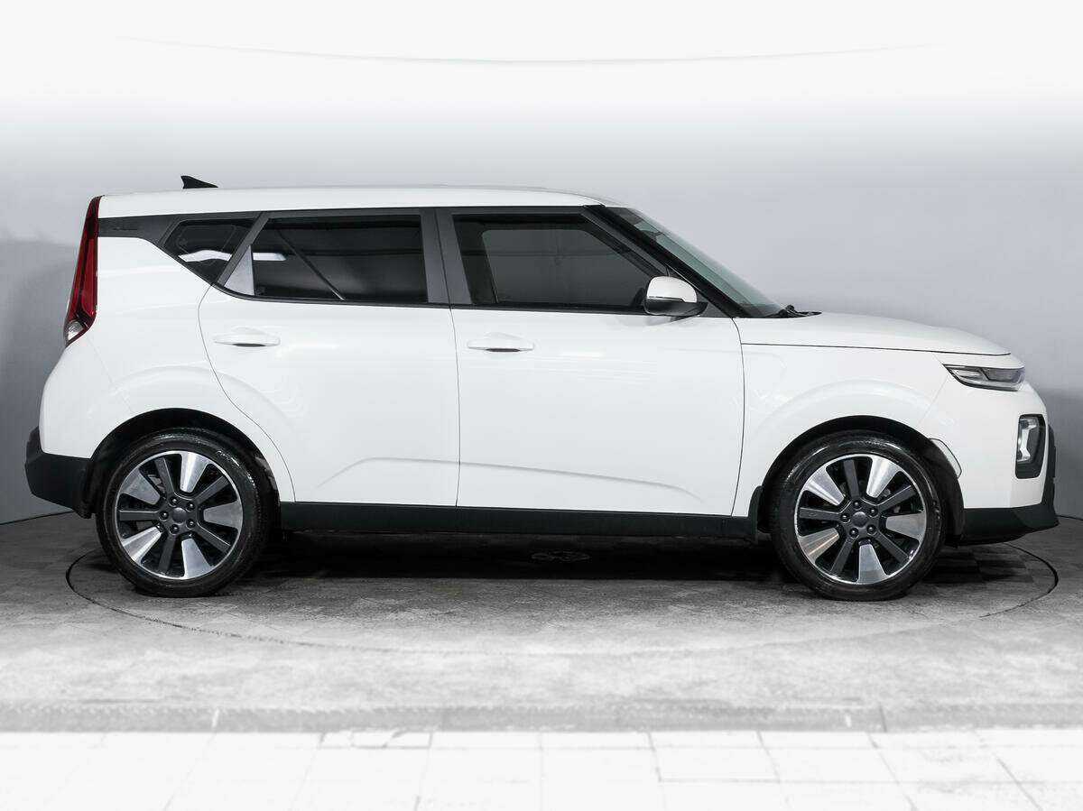 Kia Soul с пробегом — 2021 год. Фото: #3