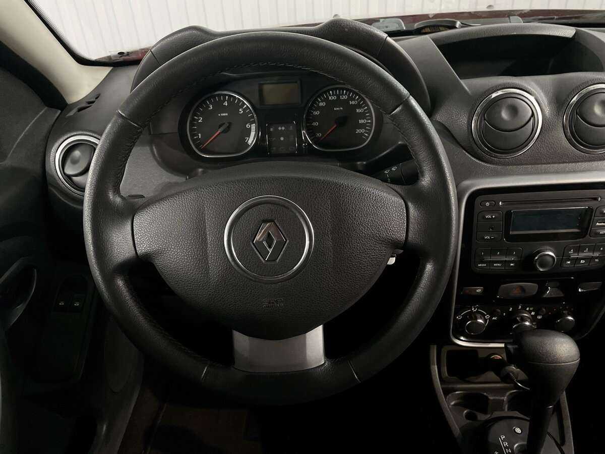 Renault Duster с пробегом — 2012 год. Фото: #9
