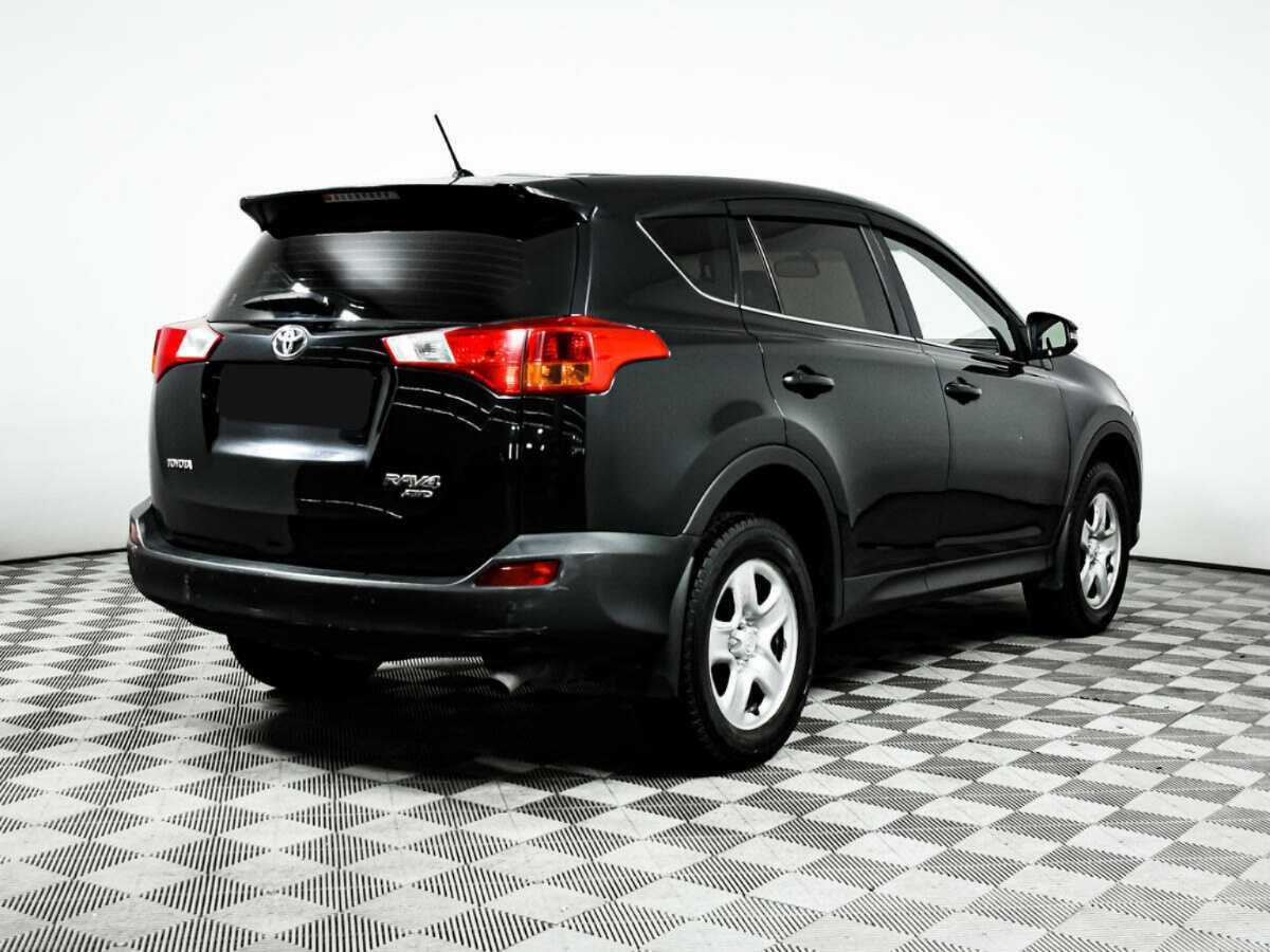 Toyota RAV4 с пробегом — 2013 год. Фото: #4