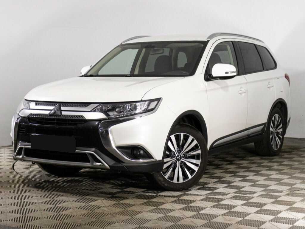 Mitsubishi Outlander с пробегом — 2020 год. Посмотреть фото