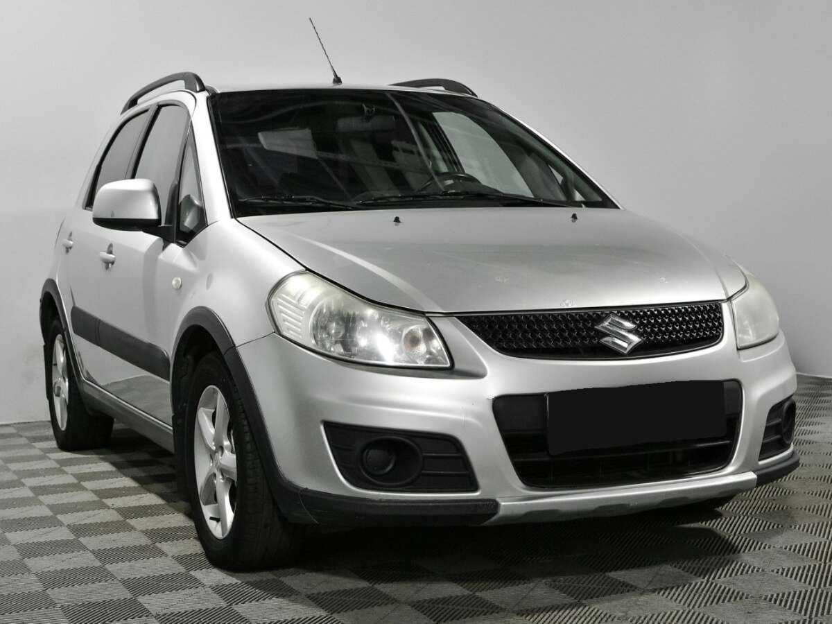Suzuki SX4 с пробегом — 2013 год. Фото: #2
