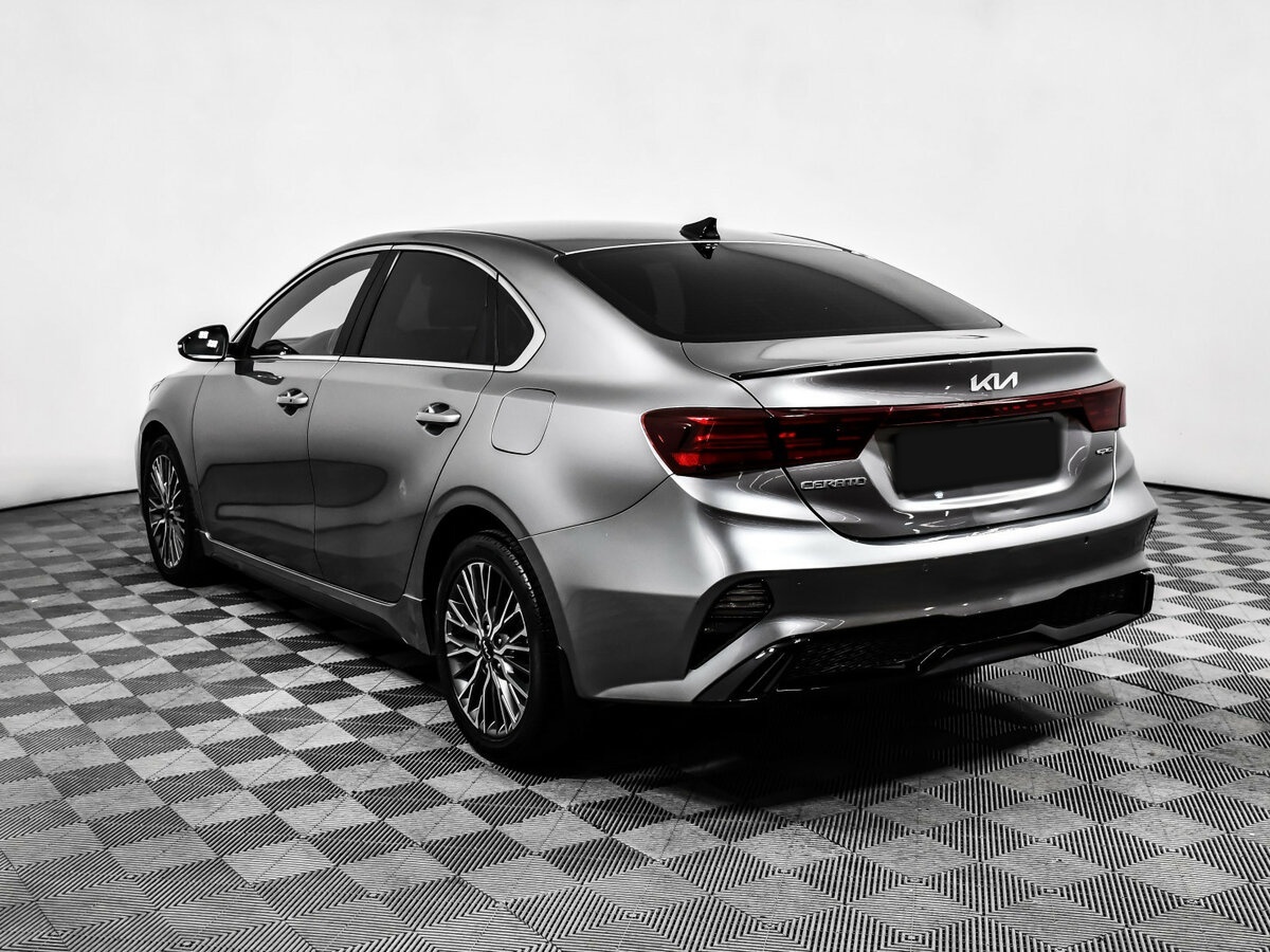 Kia Cerato с пробегом — 2021 год. Фото: #5