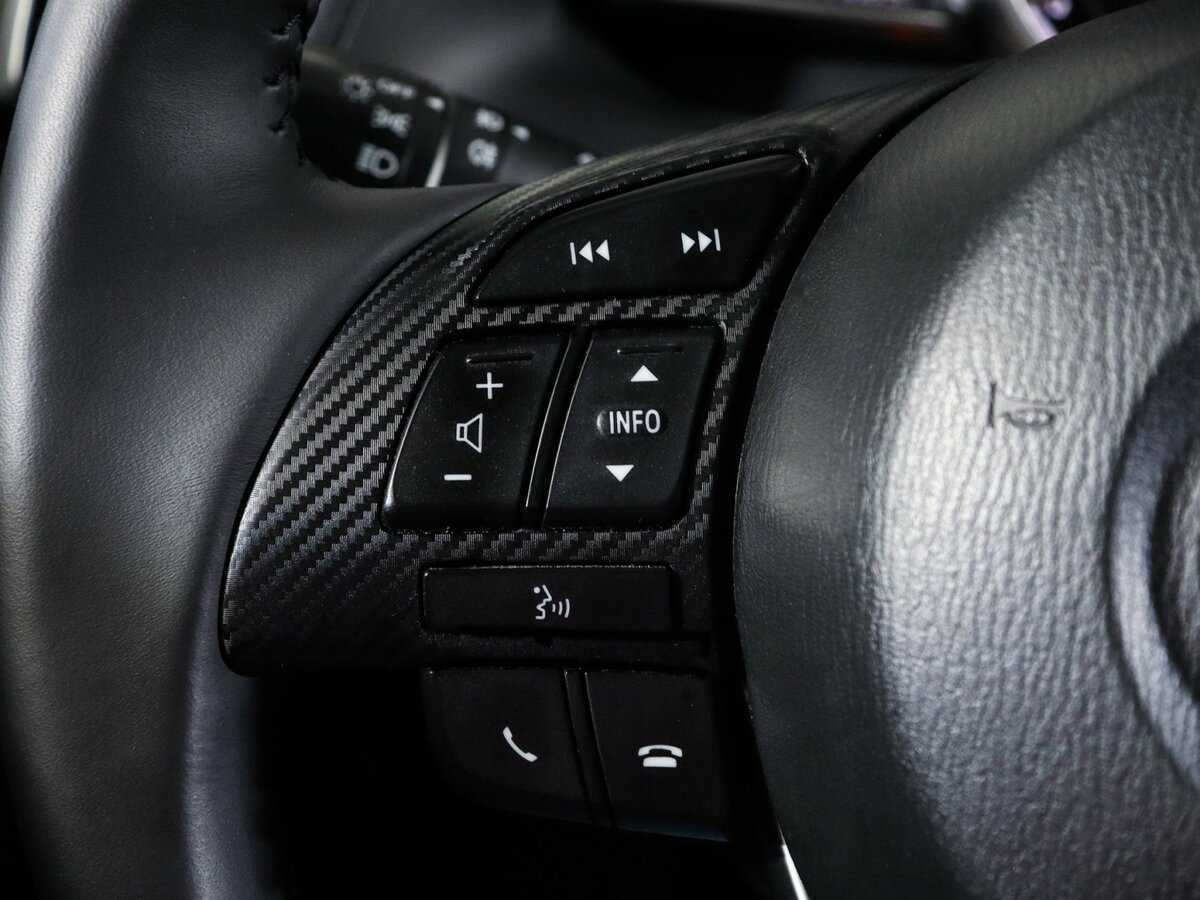 Mazda 3 с пробегом — 2014 год. Фото: #17