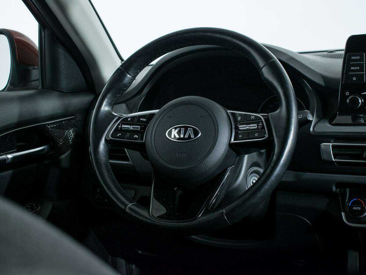 Kia Seltos с пробегом — 2020 год. Фото: #13