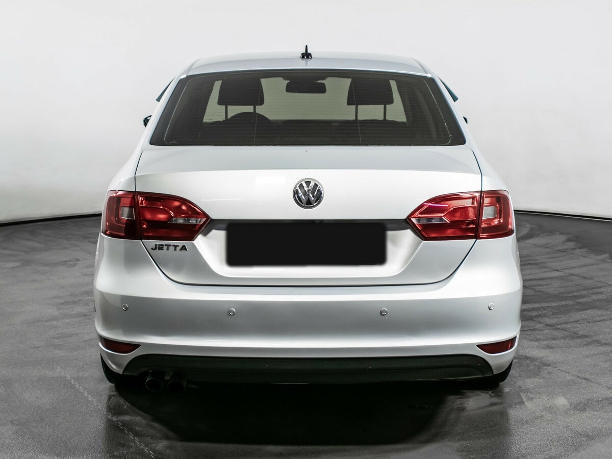Volkswagen Jetta с пробегом — 2012 год. Фото: #5