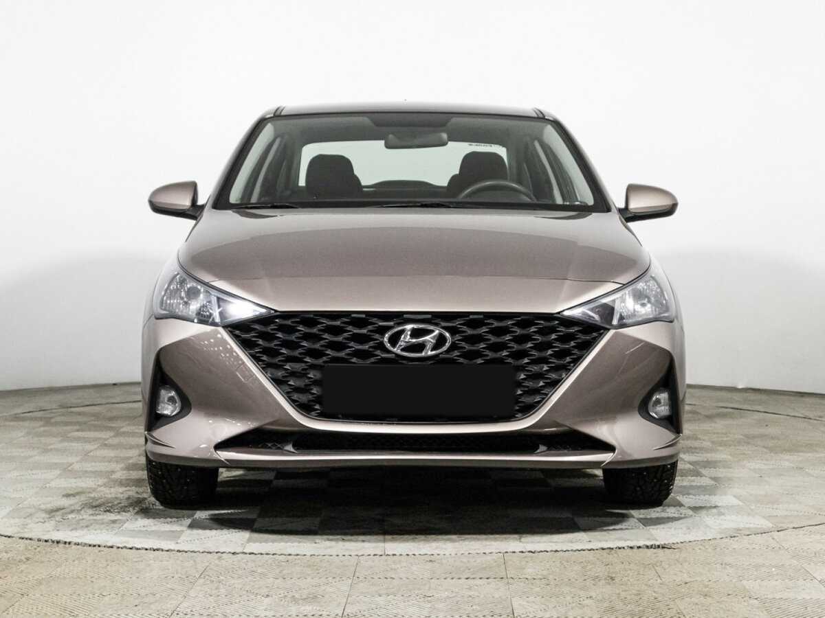 Hyundai Solaris с пробегом — 2021 год. Фото: #1