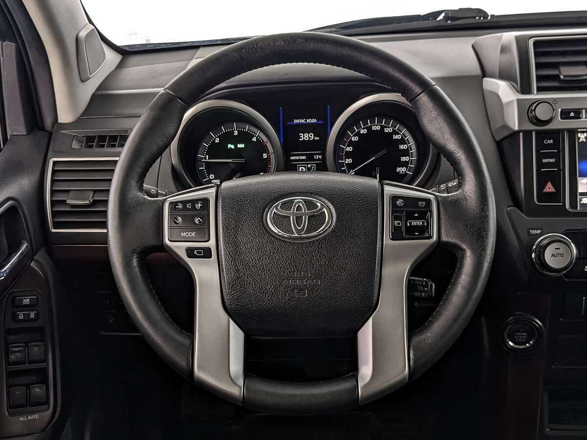 Toyota Land Cruiser Prado с пробегом — 2016 год. Фото: #15