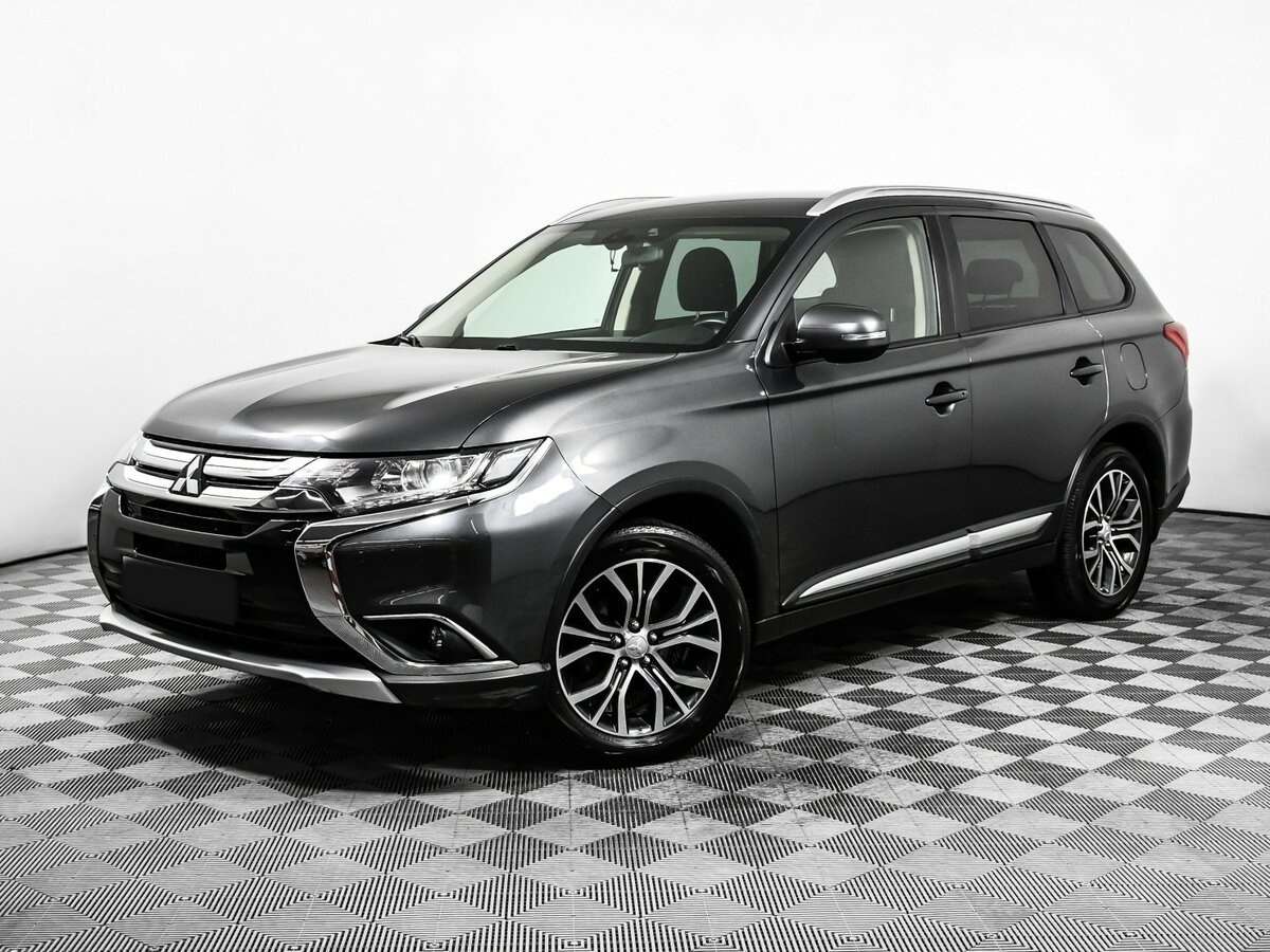Mitsubishi Outlander с пробегом — 2018 год. Фото: #0