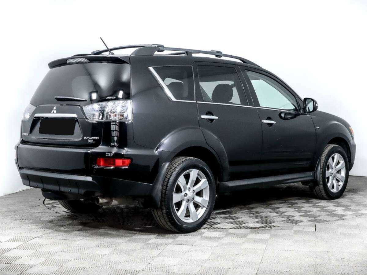 Mitsubishi Outlander с пробегом — 2012 год. Фото: #3