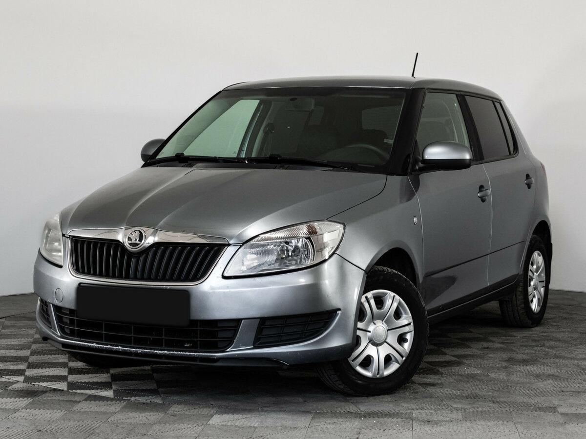 Skoda Fabia с пробегом — 2013 год. Посмотреть фото