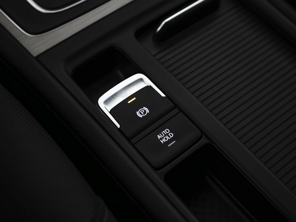 Volkswagen Golf с пробегом — 2015 год. Фото: #18
