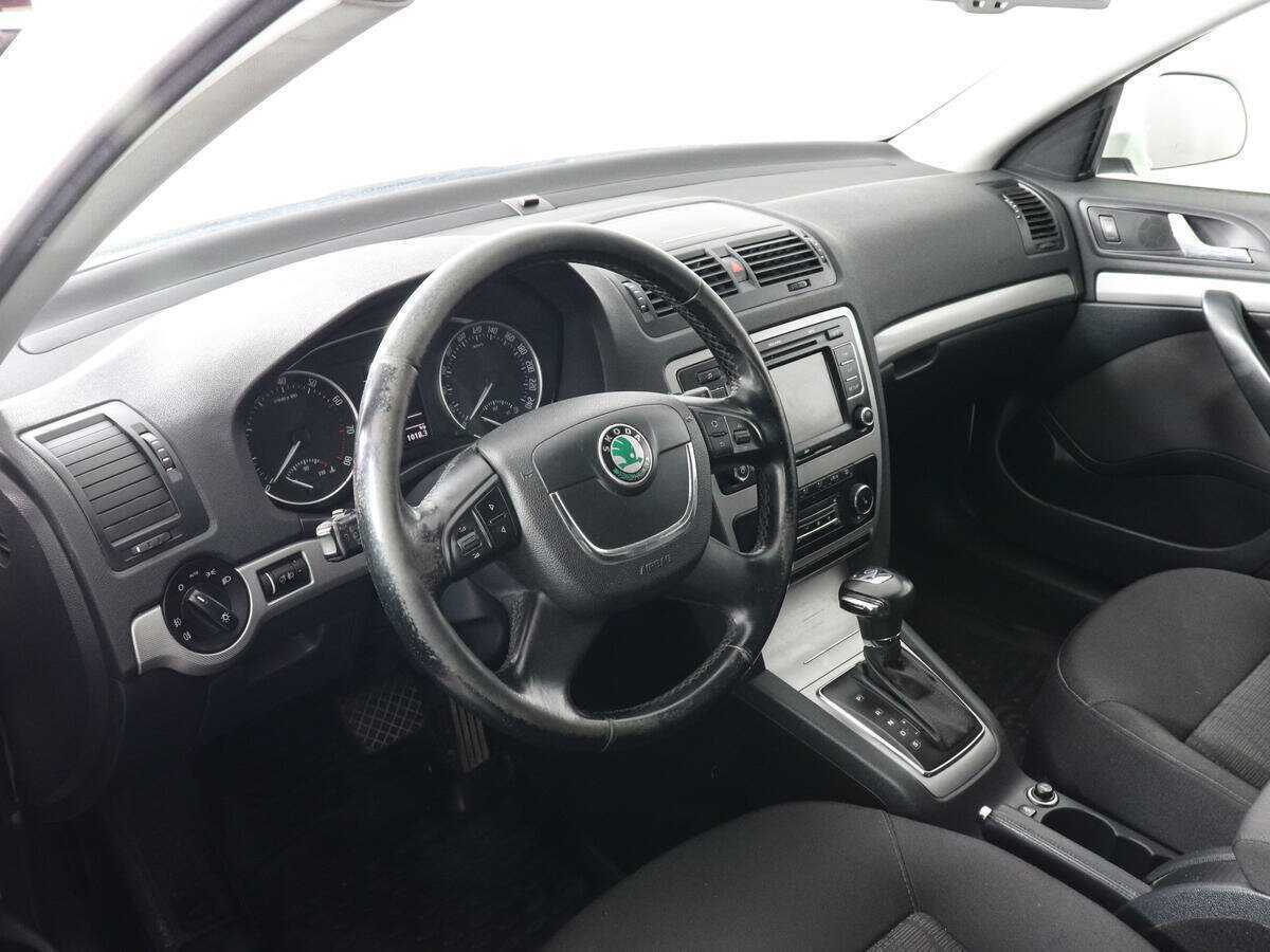 Skoda Octavia с пробегом — 2012 год. Фото: #8