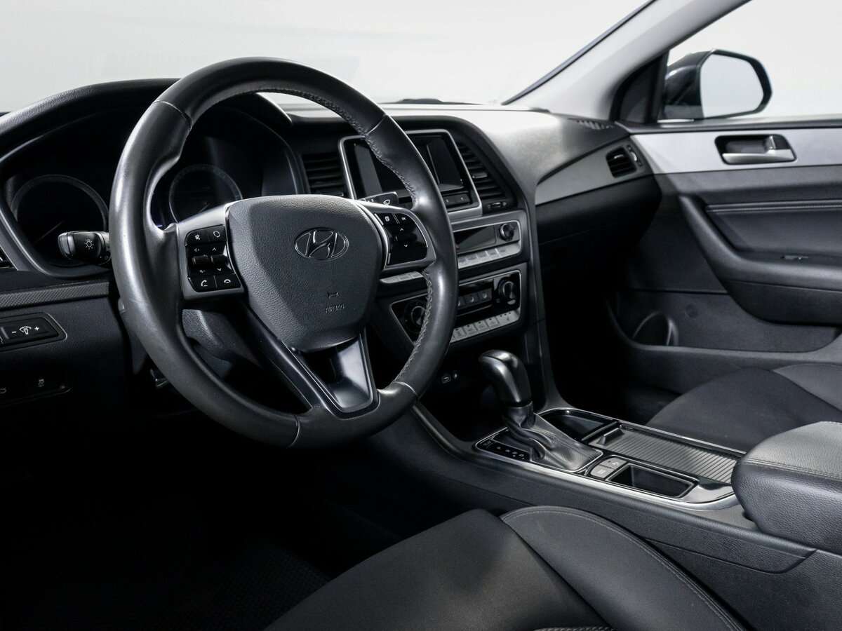 Hyundai Sonata с пробегом — 2019 год. Фото: #12