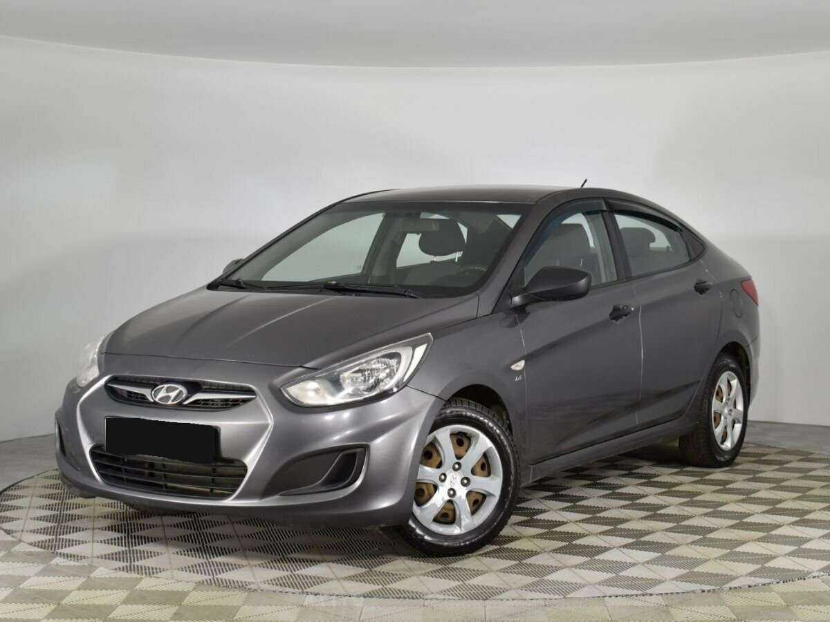 Hyundai Solaris с пробегом — 2013 год. Посмотреть фото