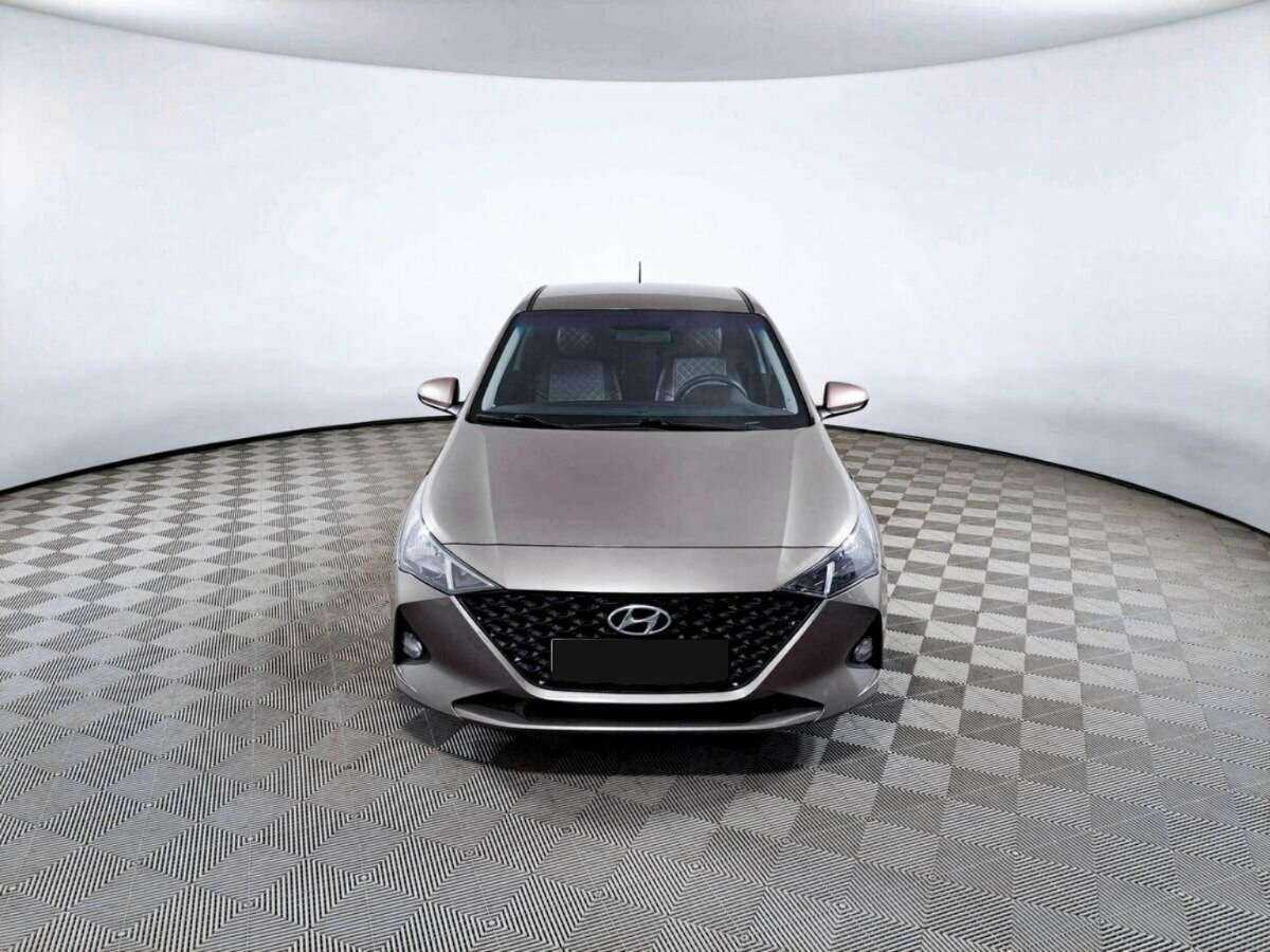 Hyundai Solaris с пробегом — 2020 год. Фото: #1