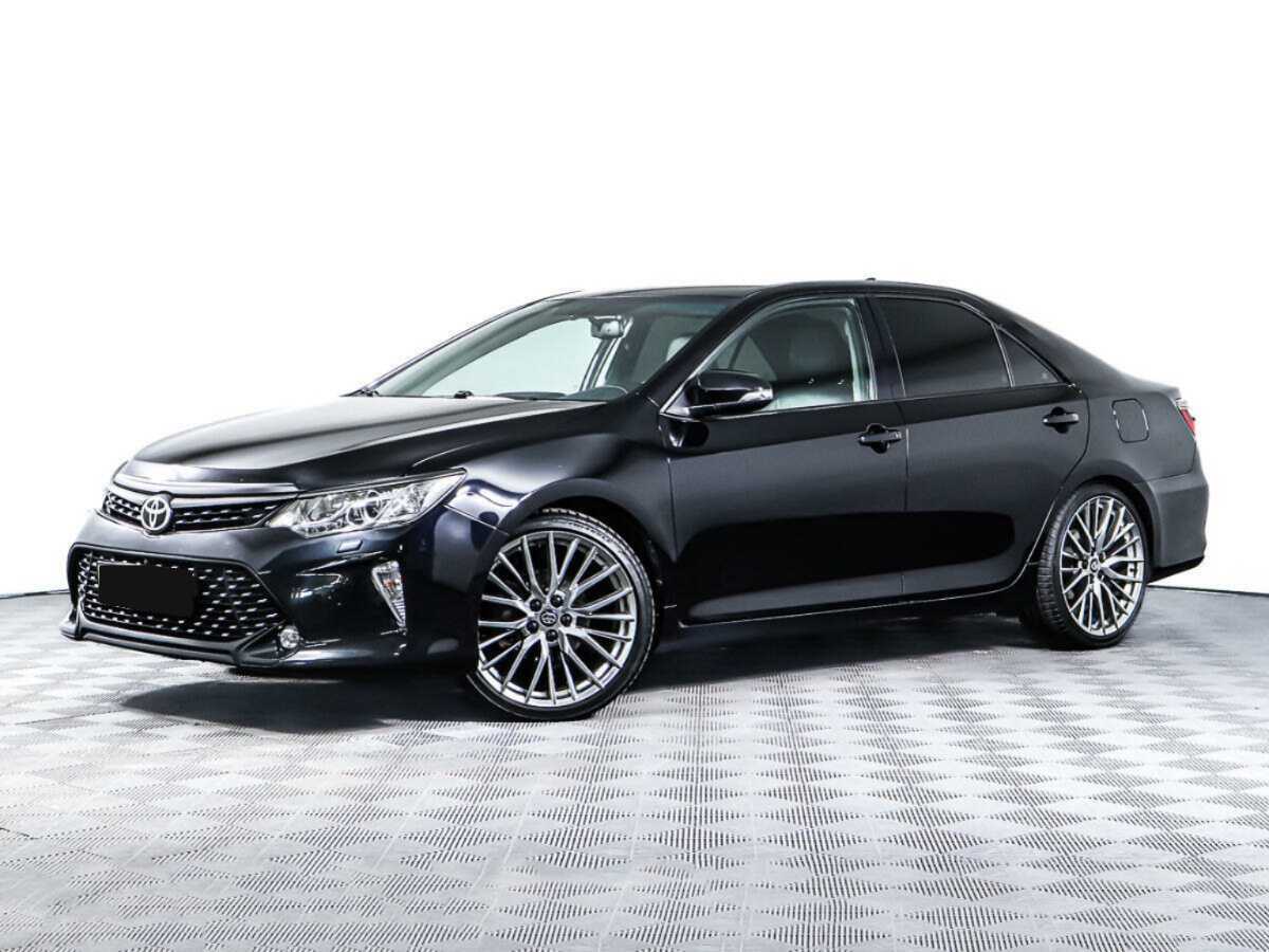 Toyota Camry с пробегом — 2017 год. Посмотреть фото